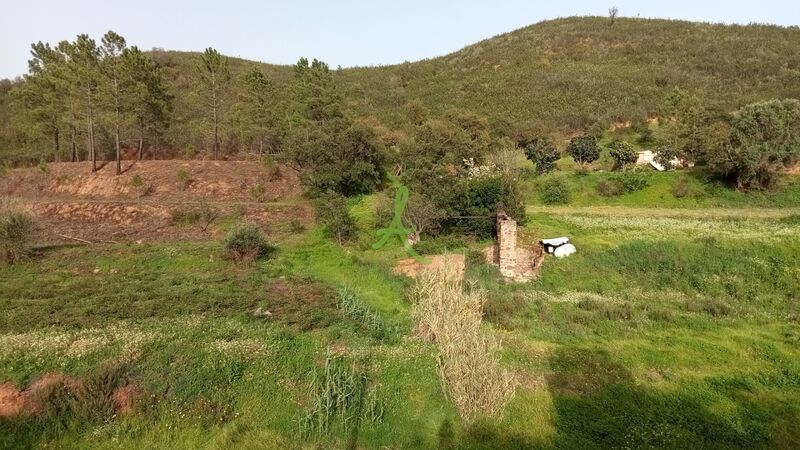 Terreno Rústico com 23970m2 Mexilhoeira Grande Portimão - água, sobreiros, electricidade