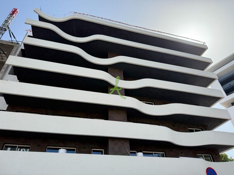 Apartment T1 Modern Quinta do Amparo Portimão - air conditioning, balcony, balconies, garage, swimming pool