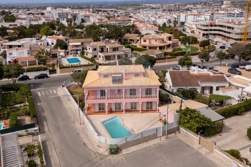 House 7 bedrooms Isolated São Gonçalo de Lagos - terraces, barbecue, solar heating, garage, attic, garden, swimming pool