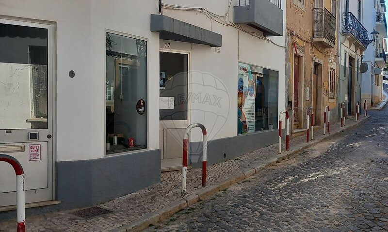 Casa/Vivenda no centro São Gonçalo de Lagos - equipado, arrecadação, mobilado