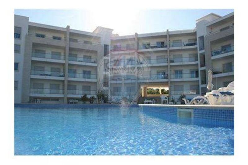 Apartment T1 Albufeira - garage, quiet area, terrace, air conditioning, swimming pool, gated community