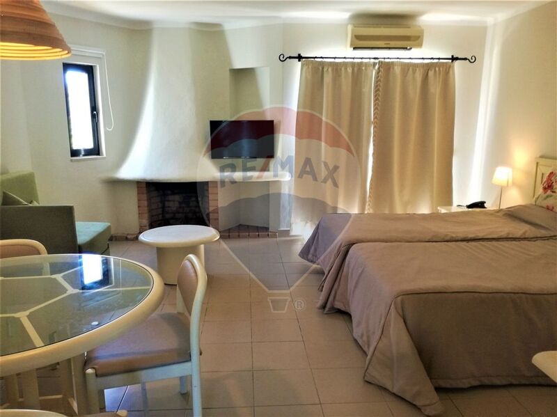 Apartment T0 Olhos de Água Albufeira - ,