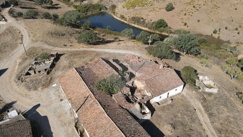 Terreno Rústico com 27760m2 São Bartolomeu de Messines Silves