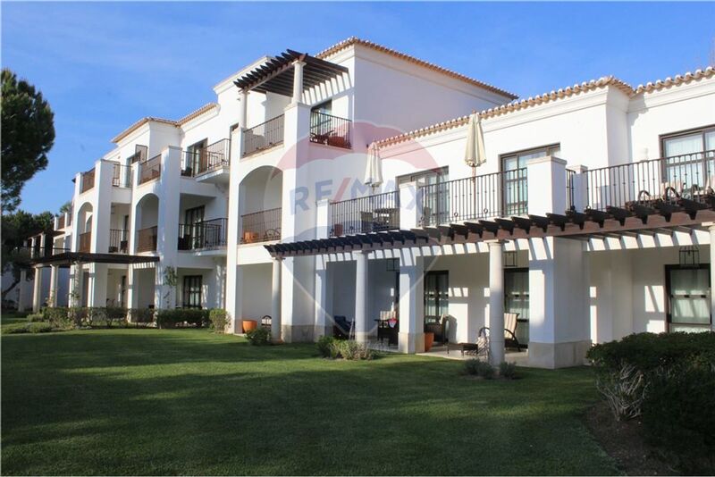 Apartment Luxury T2 Olhos de Água Albufeira - swimming pool, balcony, balconies