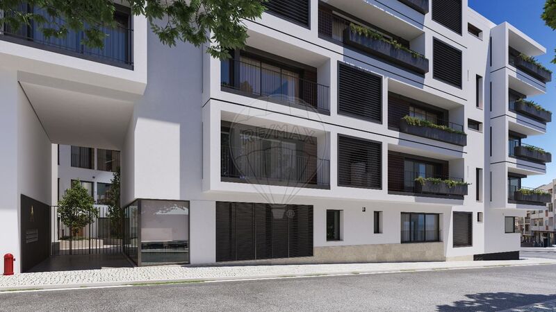 Apartamento T2 Faro - condomínio fechado, piscina, terraços