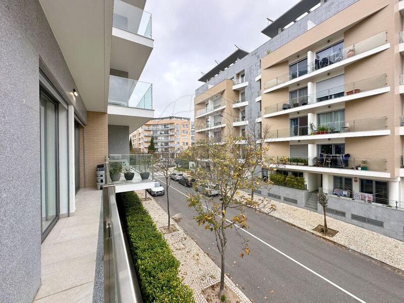 Apartamento Moderno T3 Cascais - garagem, arrecadação, terraço, varanda