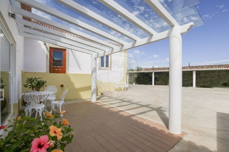 House Modern in the countryside 4 bedrooms Torres Vedras - garden, air conditioning, central heating, solar panels, fireplace