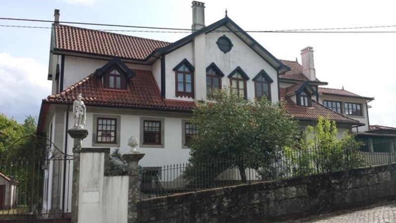 Building São Pedro do Sul - exterior area