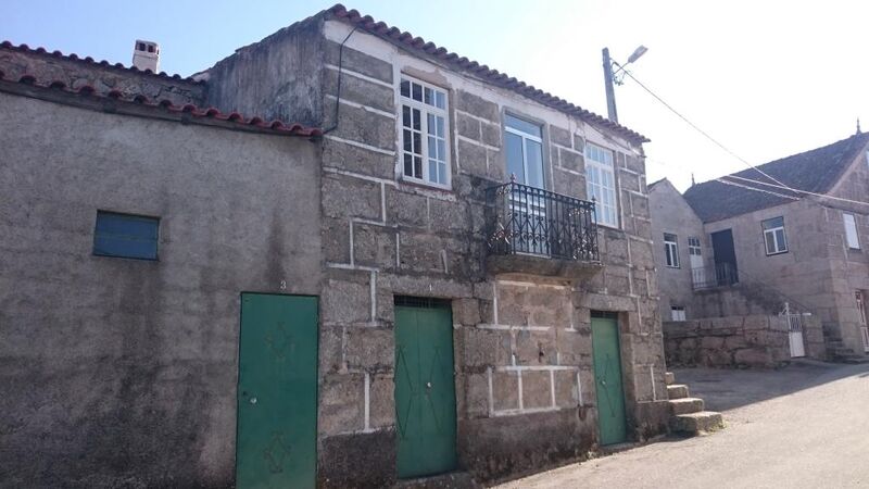 House 1 bedrooms to rebuild Celorico da Beira