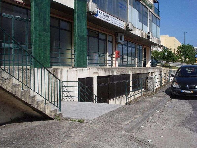 Loja para venda Paredes