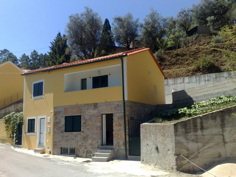 House 2 bedrooms spacious Oliveira do Hospital