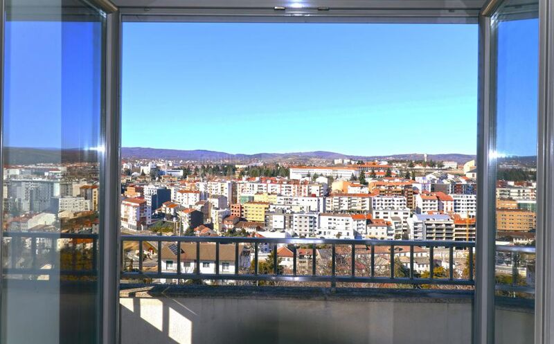 House nieuw V4 Bragança - balconies, terrace, garage, balcony, air conditioning