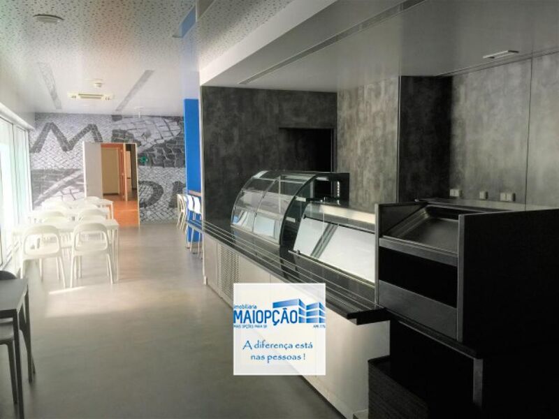 Office Oeiras - kitchen
