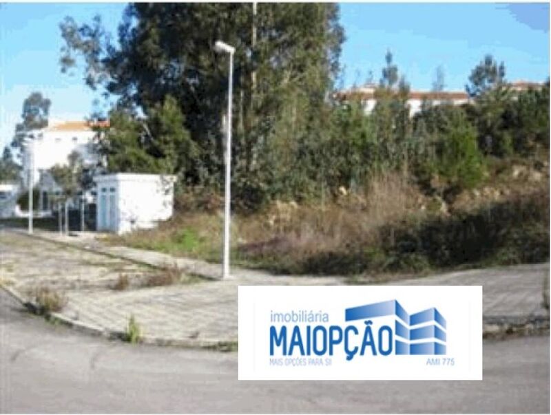 Plot Urban with 2053sqm Vila Nova de Famalicão - easy access