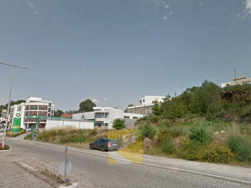 Land in residential area Paços de Ferreira - easy access