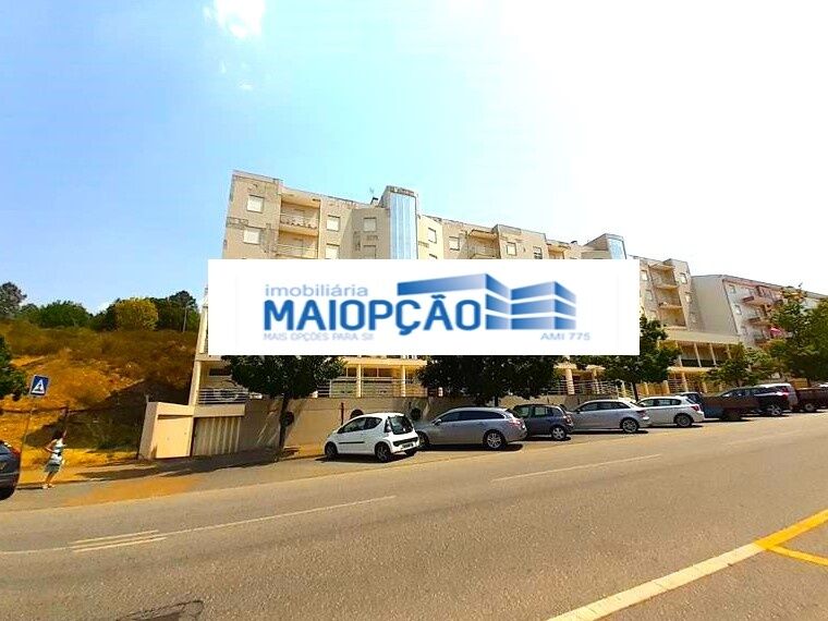 Parking space basement Mirandela