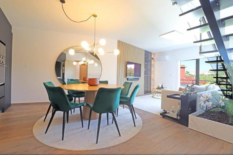 Apartment 5 bedrooms Duplex excellent condition Ranhados Viseu - furnished, air conditioning, garage, terrace