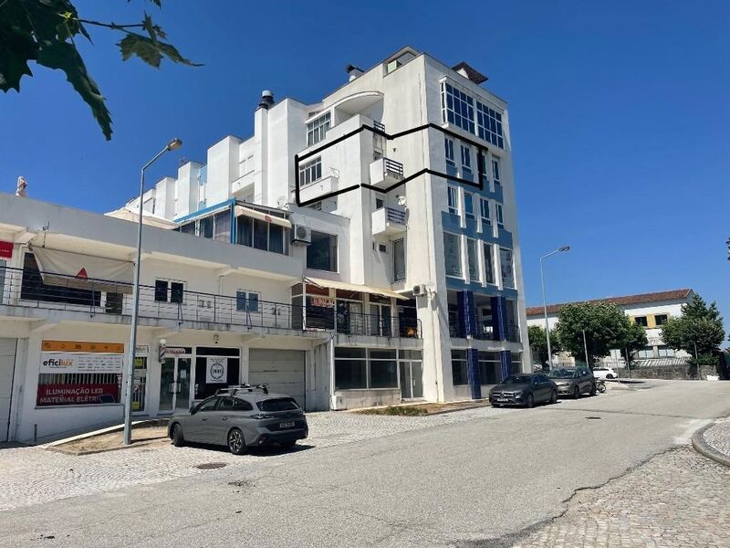Apartment in the center T3 Nelas - garage