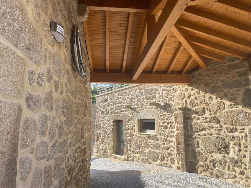 жилой дом с ремонтом Carapeços Barcelos