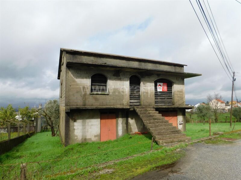 Terreno Urbano com 3200m2 São Romão Seia