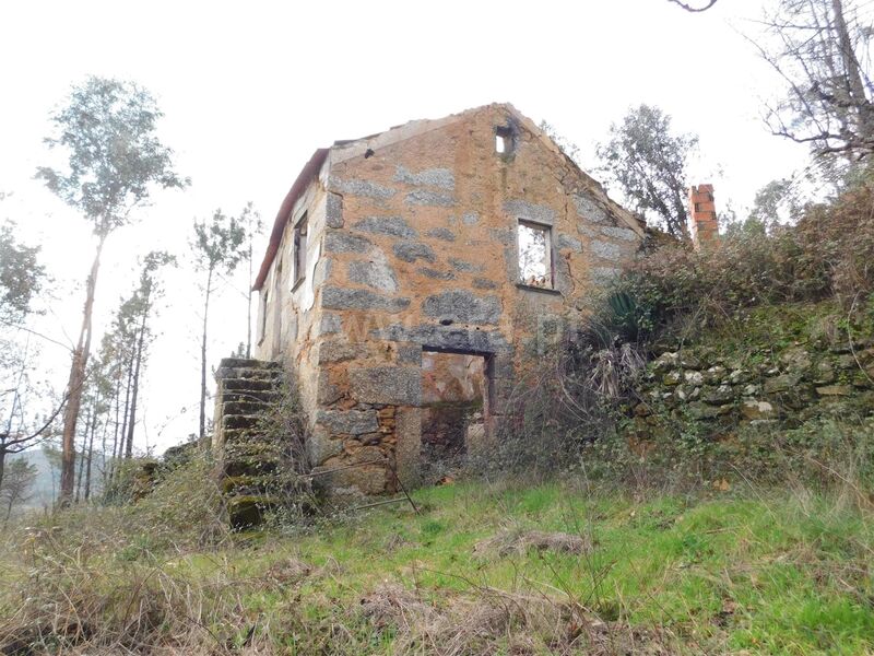 Terreno com 1850m2 Várzea de Meruge Seia - água, tanque, poço