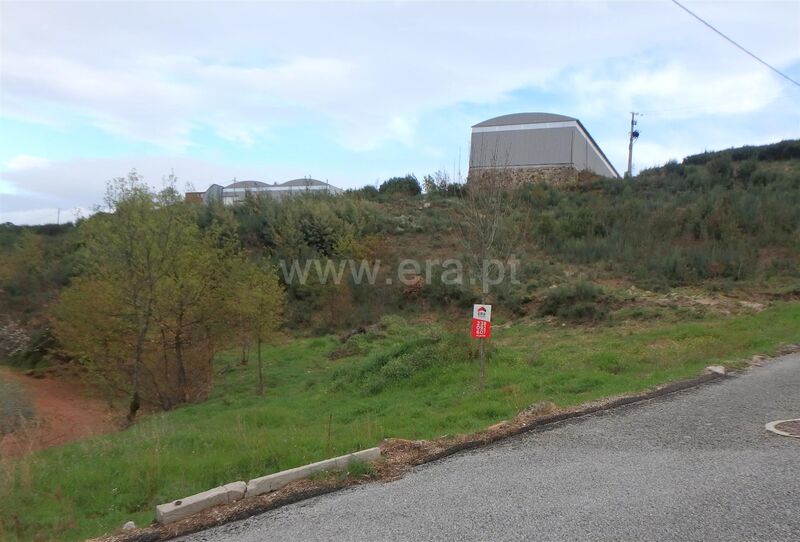 Land with 1800sqm Seia - ,