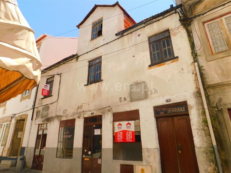 Venda de Loja no centro Seia - bons acessos