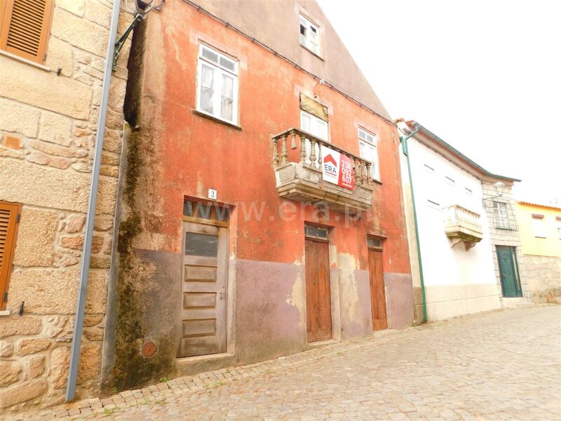 House 2 bedrooms Seia - attic, gardens, quiet area