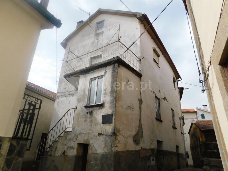 House 3 bedrooms Seia - terrace, fireplace