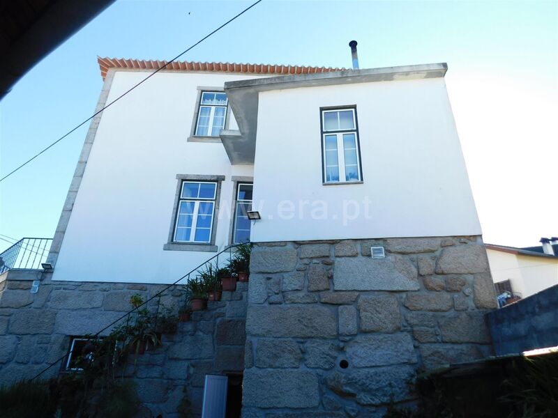 House Old 5 bedrooms Paranhos Seia - gardens, central heating, automatic gate, barbecue, solar panels