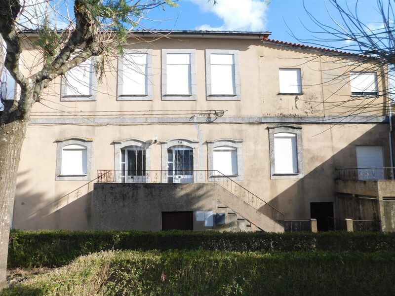 Venda Moradia V5 Cativelos Gouveia - varanda, zona calma, garagem