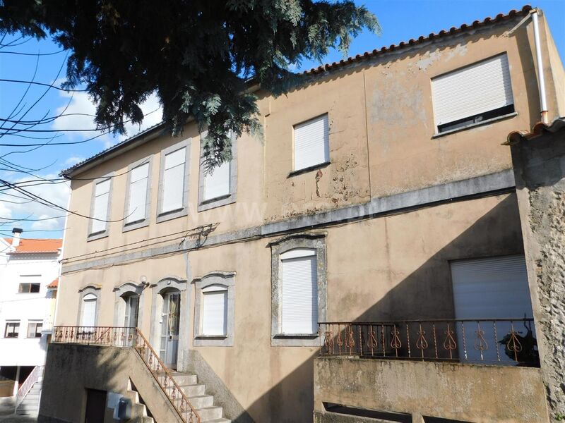 Venda Moradia V5 Cativelos Gouveia - varanda, zona calma, garagem