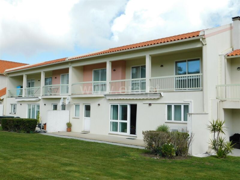 Moradia Geminada V3 Gouveia - condomínio fechado, bbq, jardins, ar condicionado, caldeira, ténis, portão automático, terraço, piscina, garagem, chão radiante