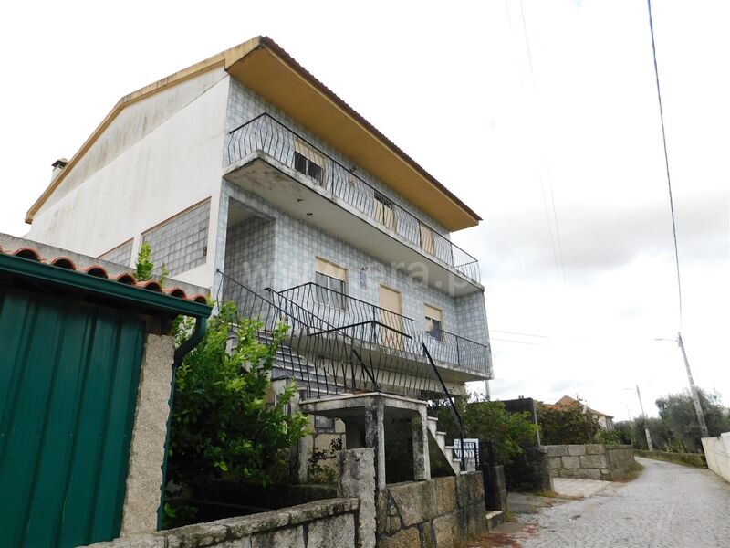 Moradia V5 Travancinha Seia - jardins, garagem, varanda