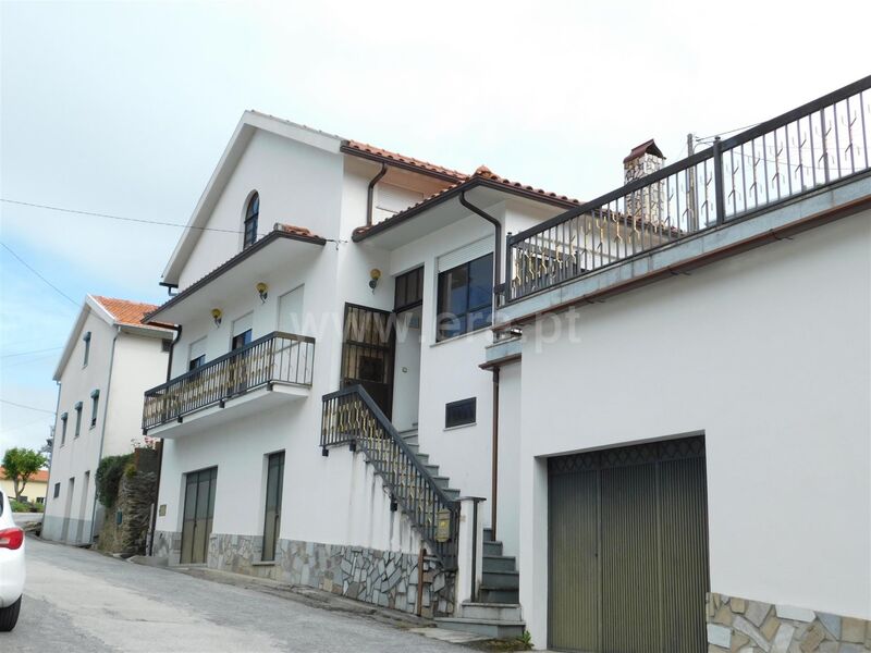 House V5 Sazes da Beira Seia - central heating, garage, garden, backyard, terrace