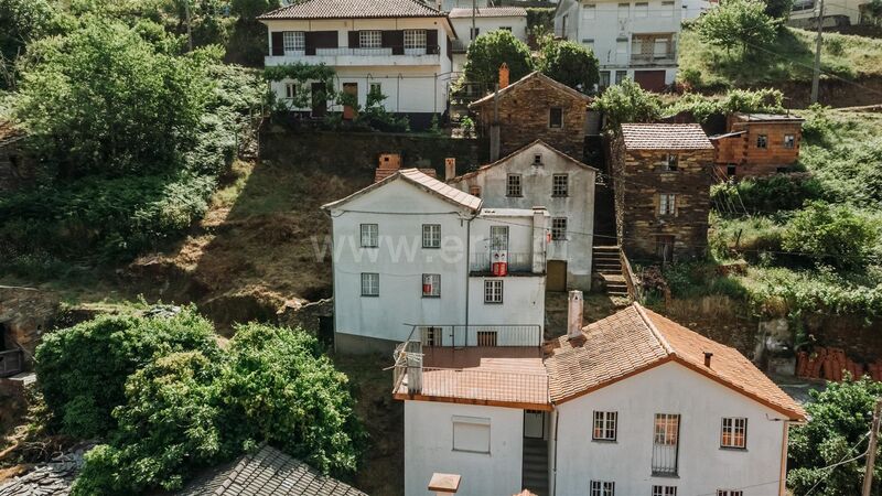 Casa V3 Cabeça Seia