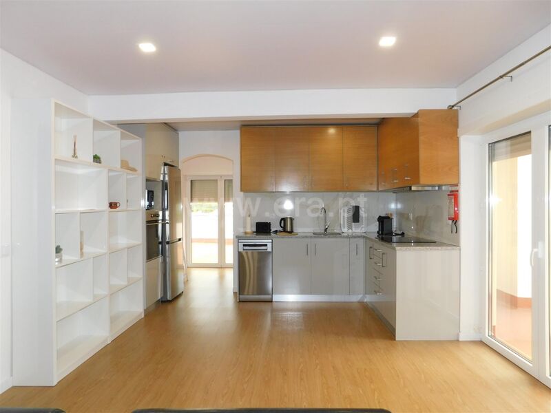 Apartamento no centro T4 Seia - terraço, jardins