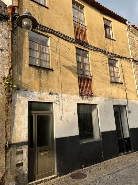Casa V0 São Romão Seia