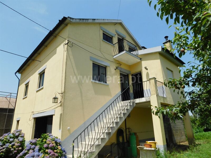 House V6 well located São Romão Seia - garage, backyard, gardens