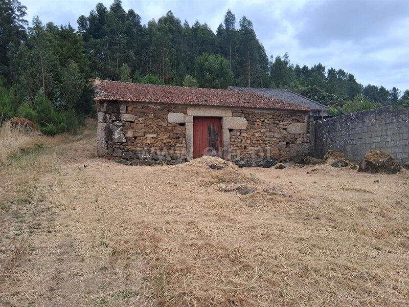 Terreno com 183m2 Santiago Seia