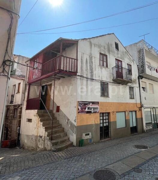 Casa V4 São Romão Seia