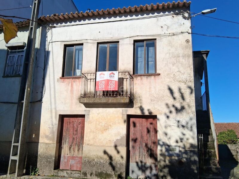 House V1 Paranhos da Beira Seia - attic, gardens, garage