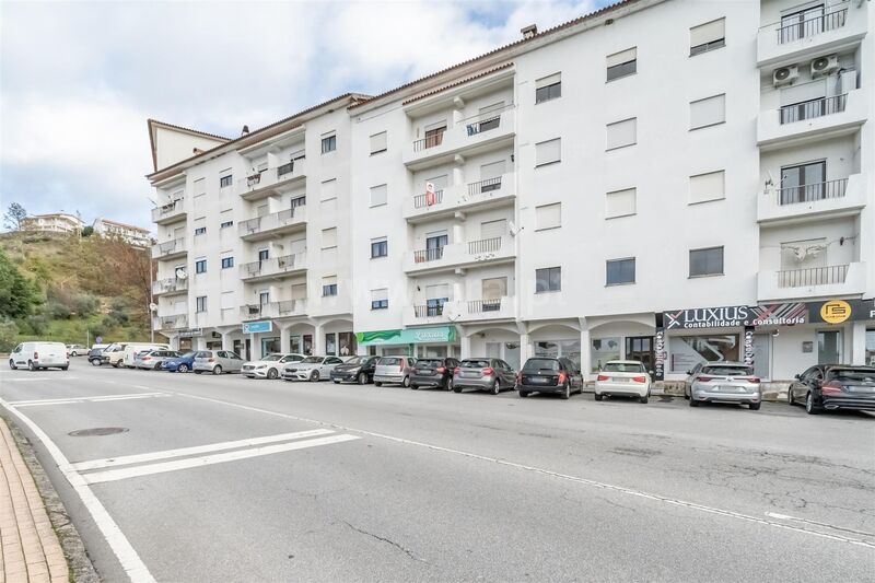 Apartment 3 bedrooms Seia - gardens, double glazing, fireplace, marquee