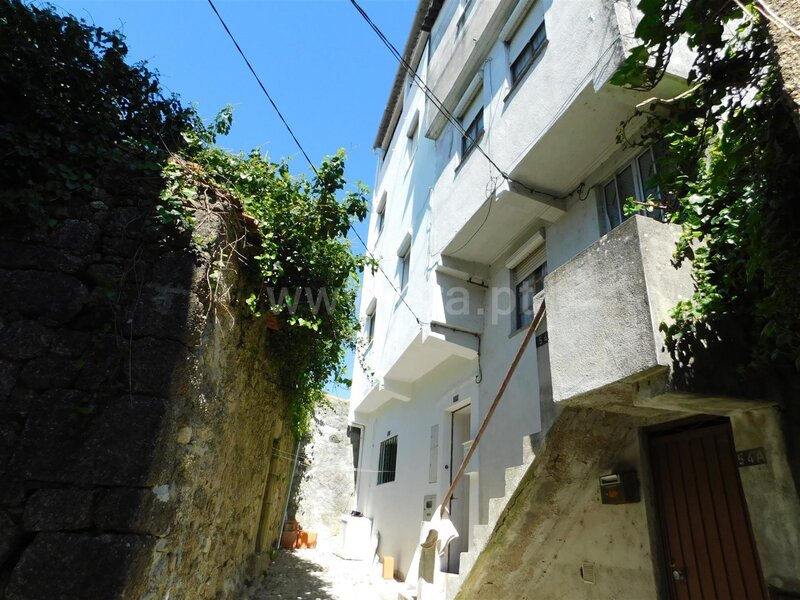 Casa V4 en el centro São Romão Seia - ático, marquesina