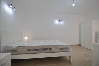 1000019893_img_2823.jpg