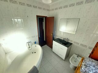 -210684950_IDeb957101-0000-0500-0000-000011f6b750.jpg