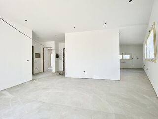 -212980974_IDd4069a01-0000-0500-0000-00001570a4ca.jpg