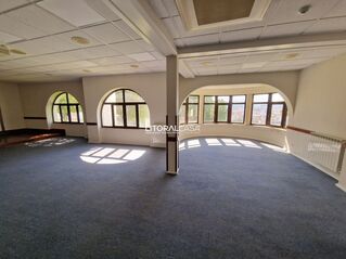 -706145586_vud8kko7ocjhh3mp.jpg