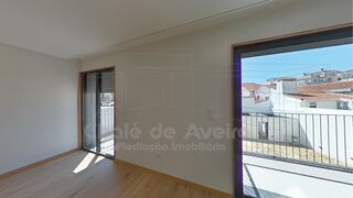 -210523918_IDf306f978-58cb-40d4-b733-e6a84d517b85.jpg