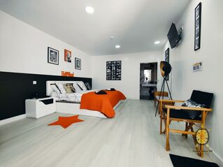 -706131594_c0hzh1rgojr8nsyw.jpg